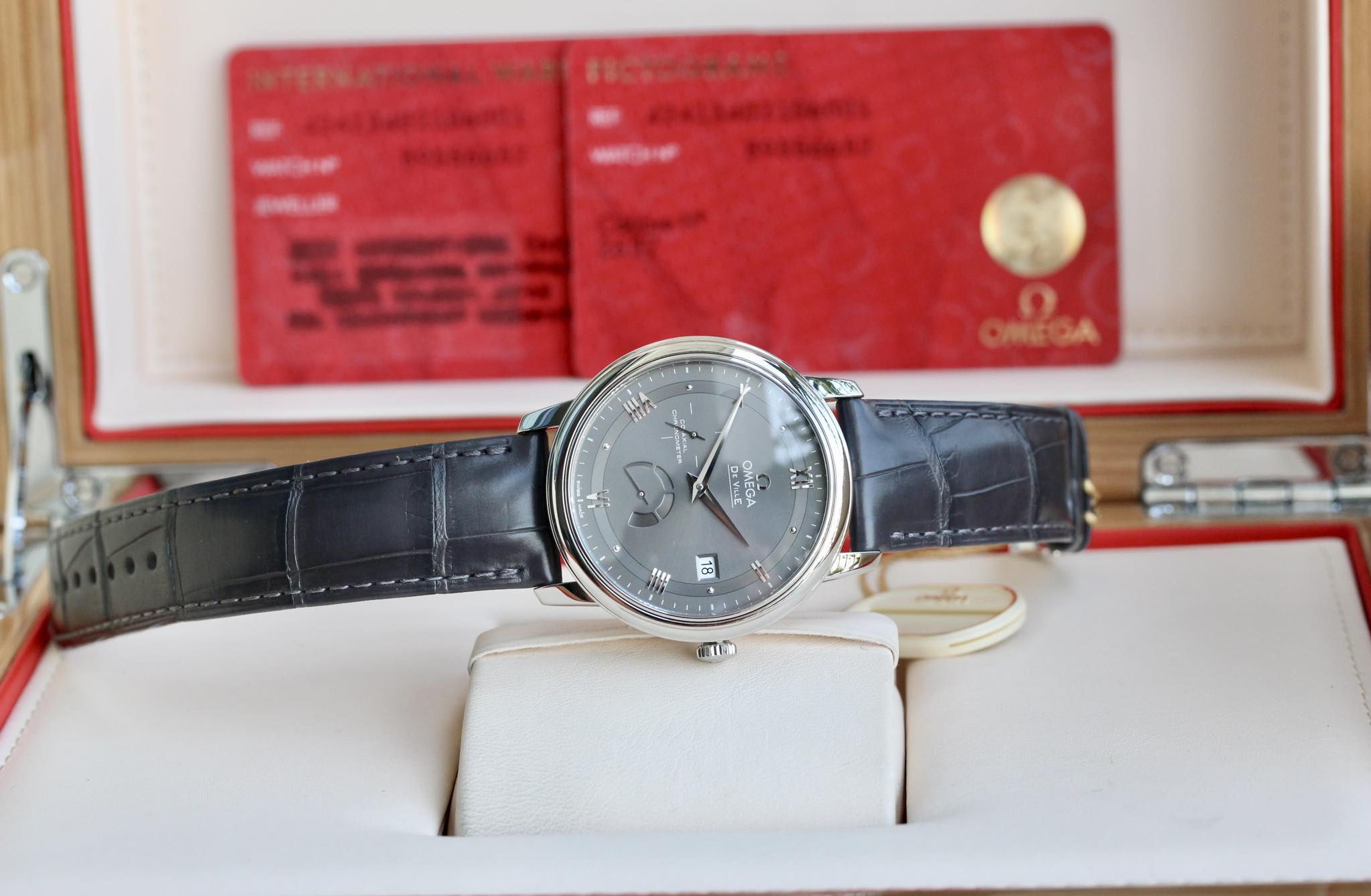 Omega 42413402106001 424.13.40.21.06.001 Size 39.5