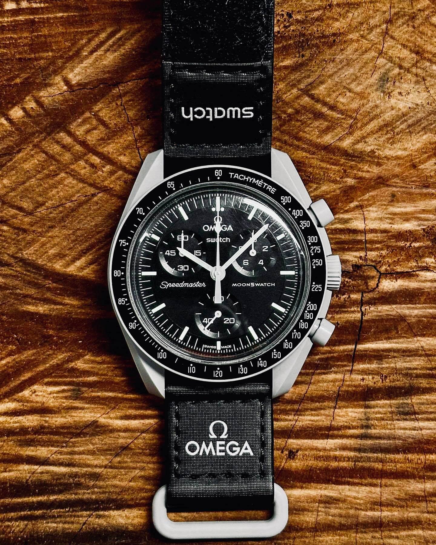 Omega MoonSwatch Mission to the Moon SO33M100