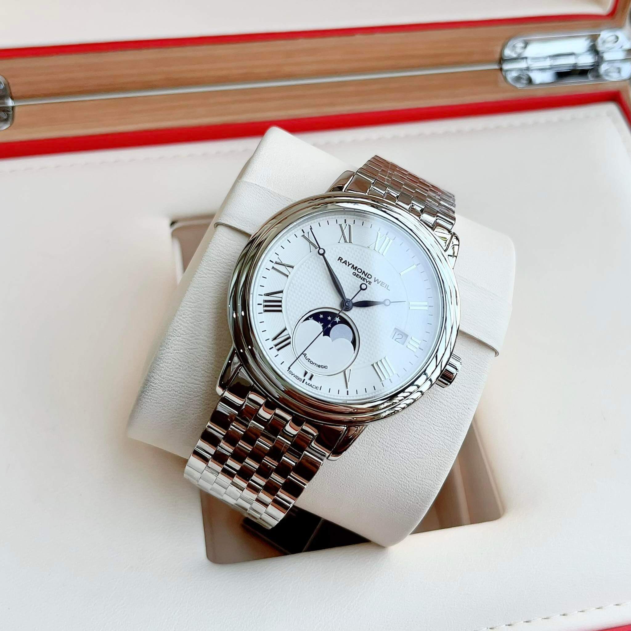 Raymond Weil 2879-ST-00308 Size 39.5