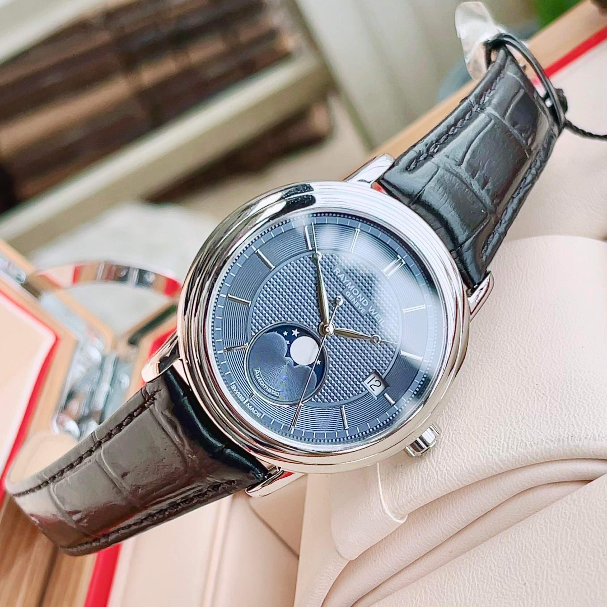 Raymond Weil 2879-STC-50001 Size 39