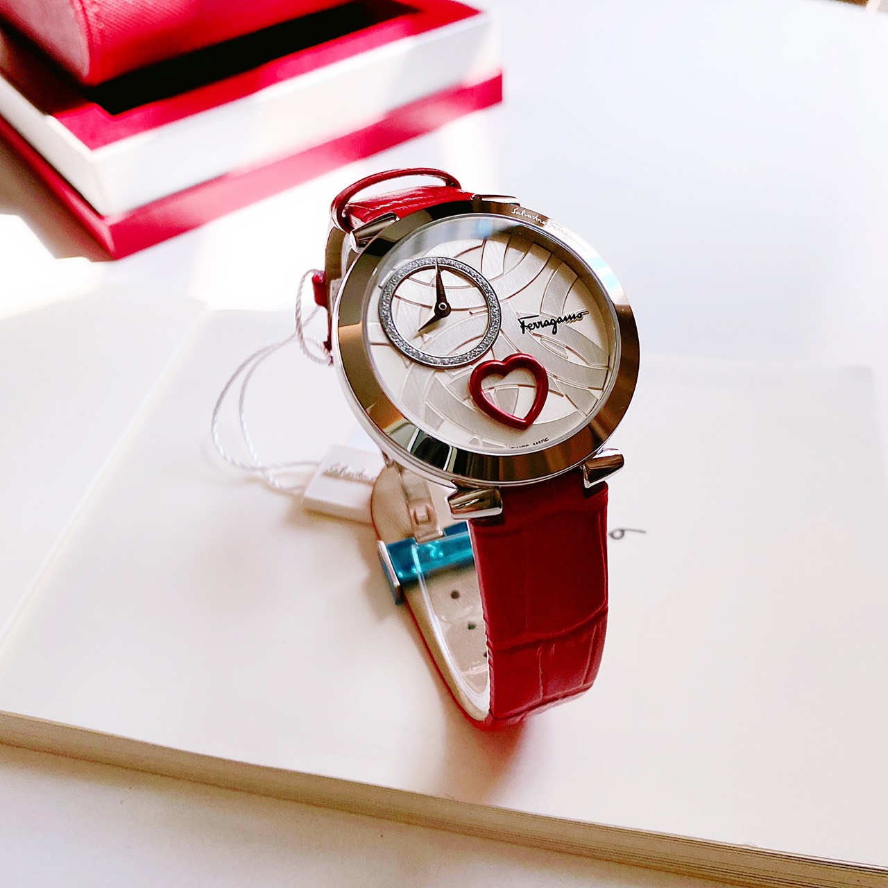 Salvatore Cuore Diamond New ss2022 (trái tim)