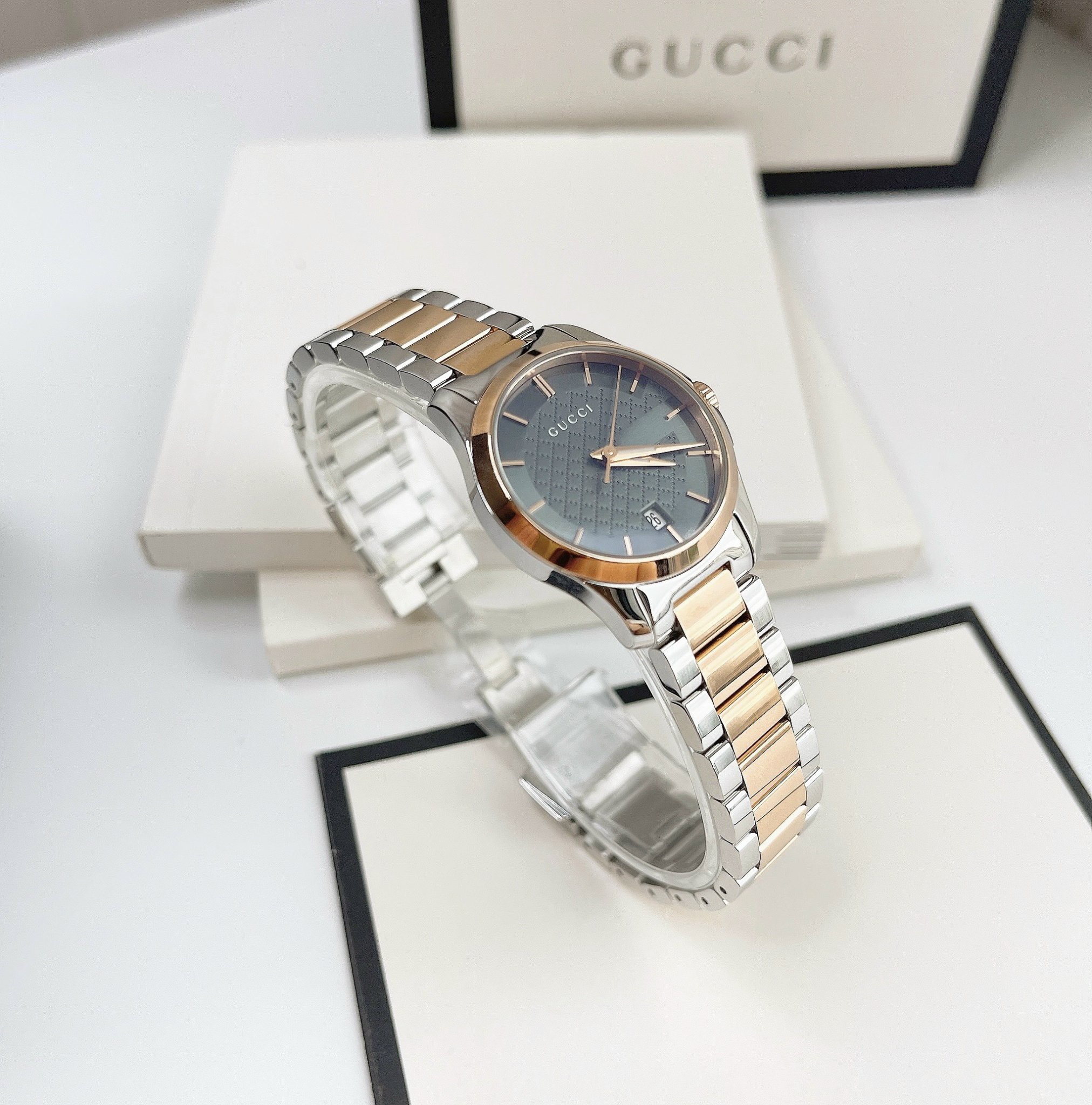 Couple Gucci