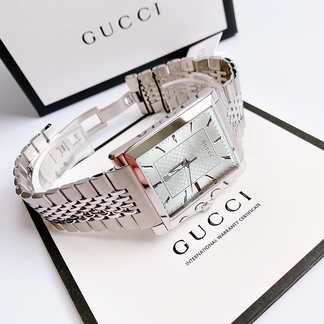 Couple Gucci