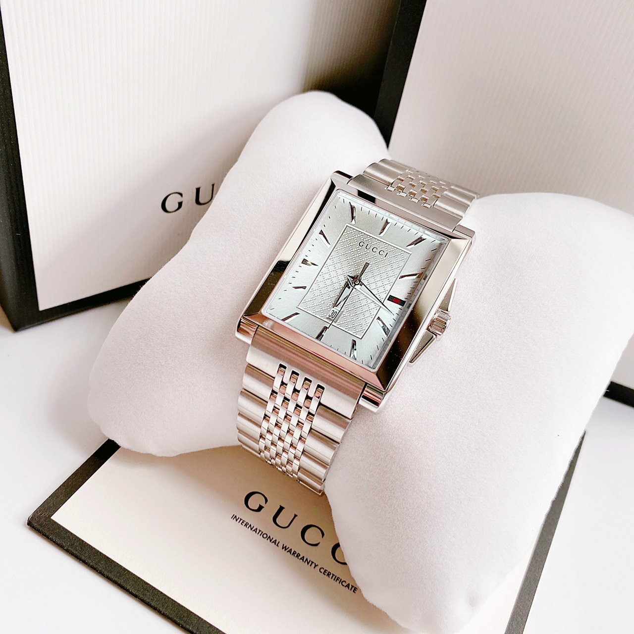 Couple Gucci