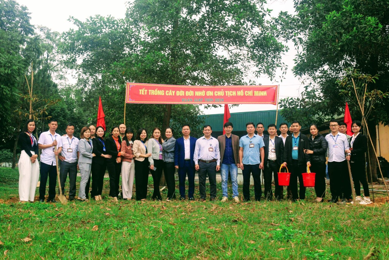 Cơ sở cai nghiện ma túy số 7 Hà Nội tổ chức Tết Trồng cây  đời đời nhớ ơn Bác Hồ