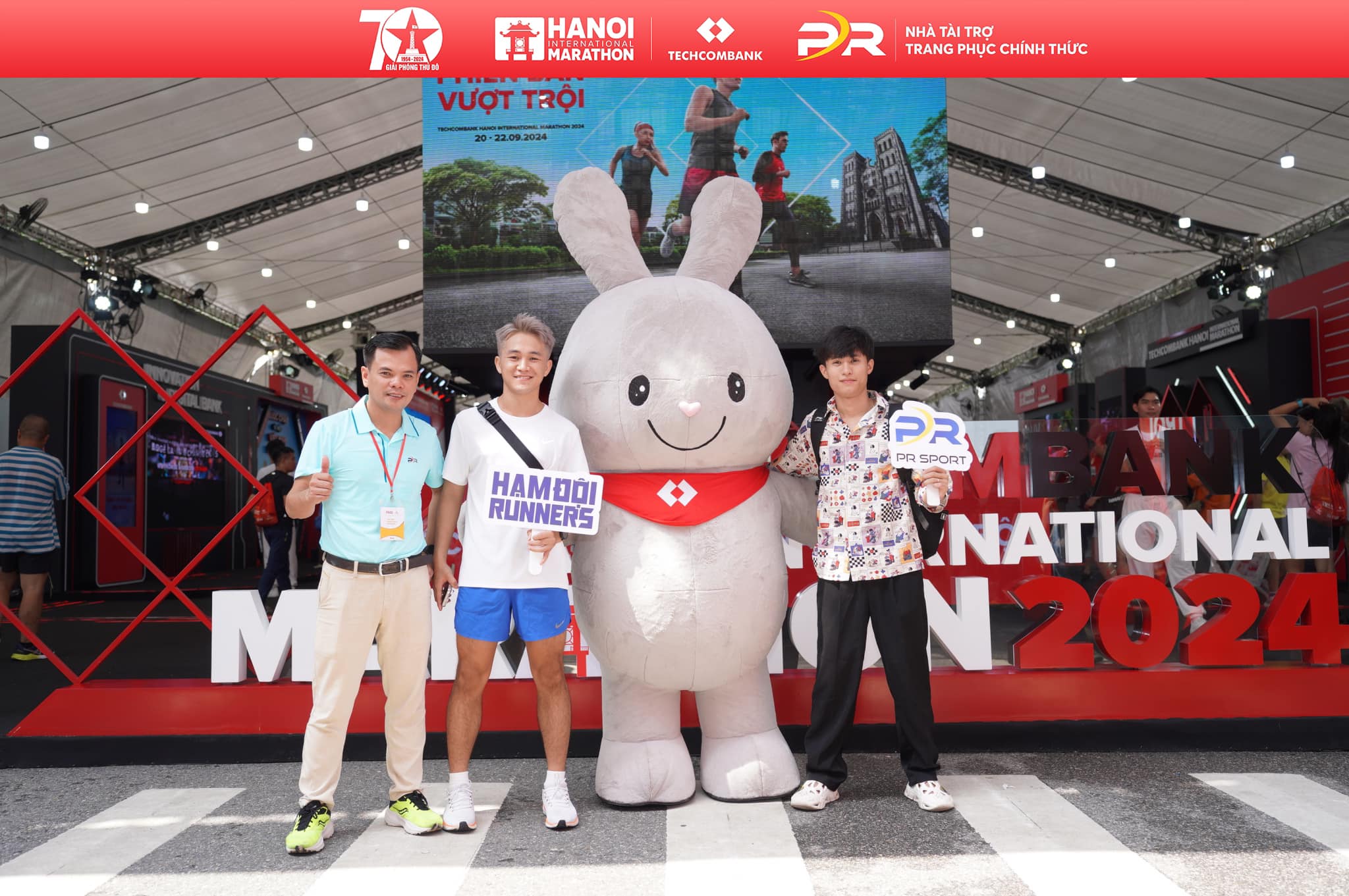 ỨNG CỬ VIÊN VÔ ĐỊCH 21KM: Nguyễn Trung Cường có mặt tại Marathon Quốc tế Hà Nội Techcombank