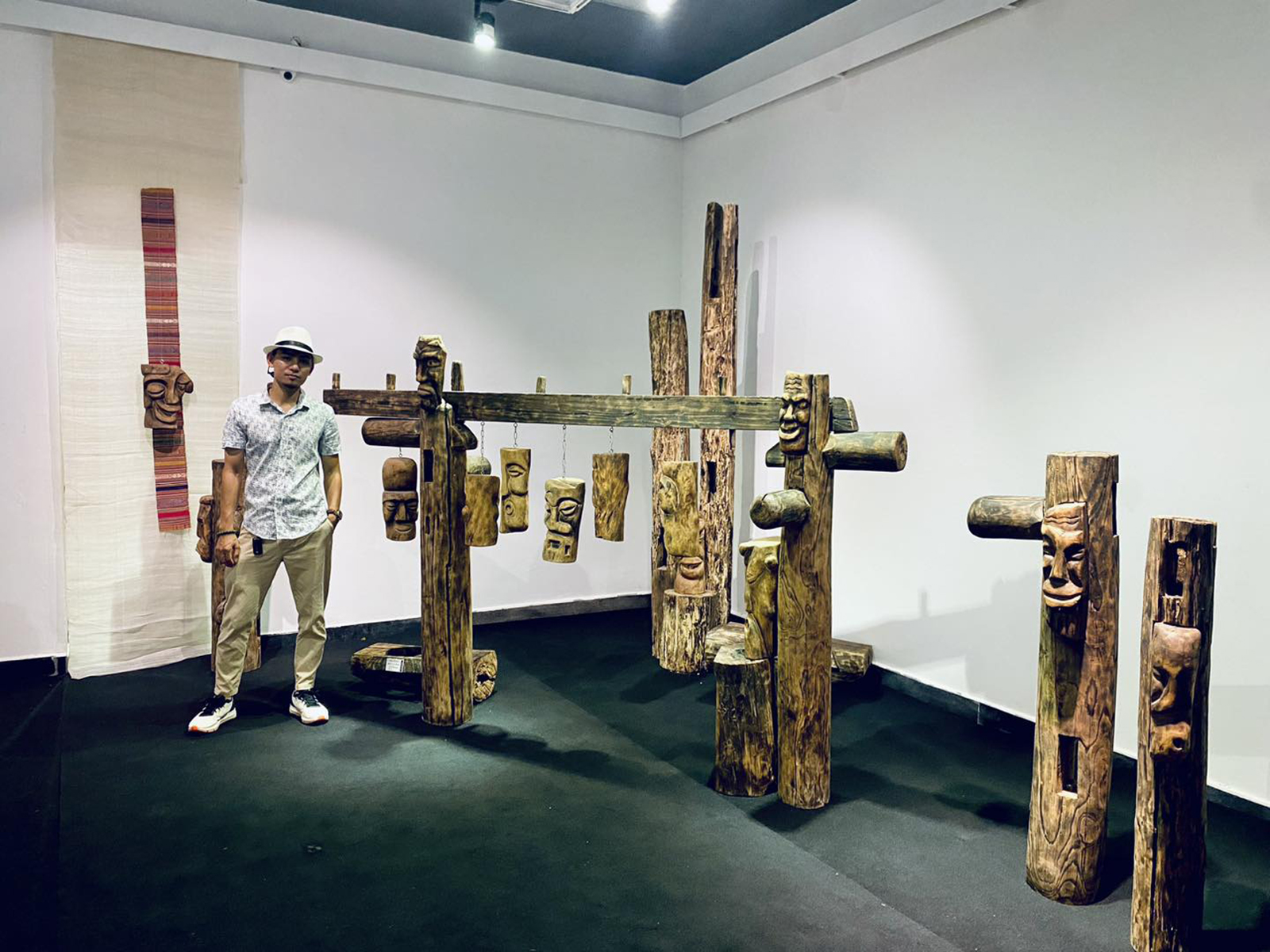 Triển lãm của 5 họa sĩ  Xứ Mường