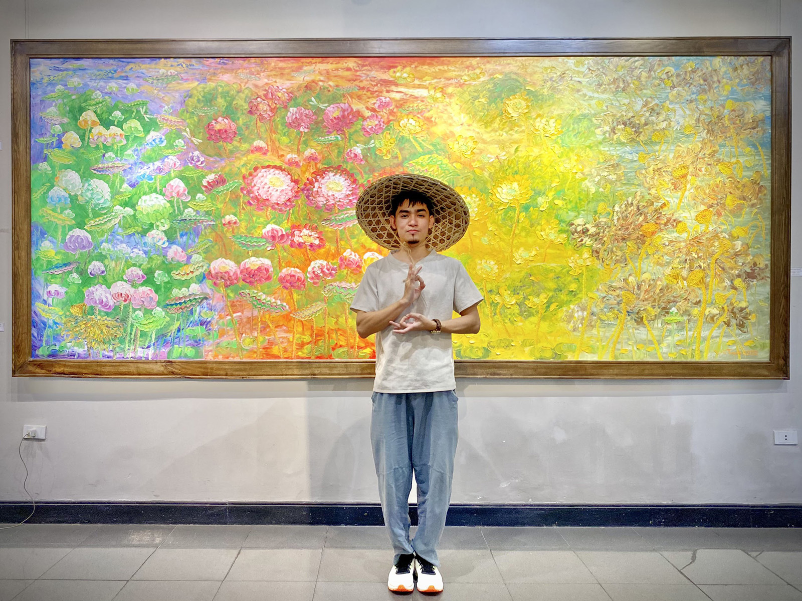 Gặp gỡ tại triển lãm Bốn mùa tịnh an của họa sĩ Vũ Tuyên