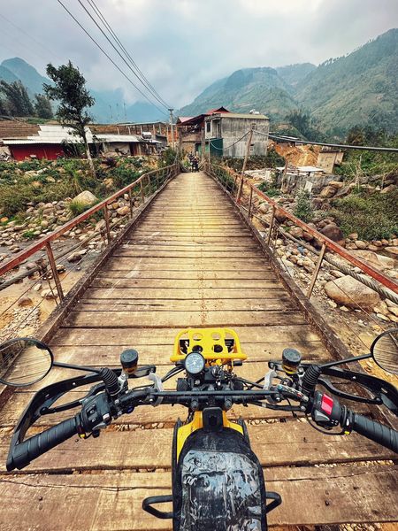 Chặng 1: Xuất phát từ Hà Nội đi Trạm Tấu - Trời Mưa và Sương Mù