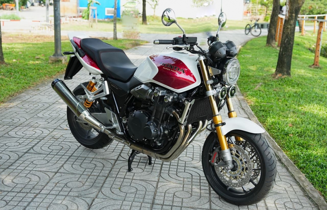 “Huyền thoại cuối cùng” Honda CB1300SF SP Final Edition về Việt Nam