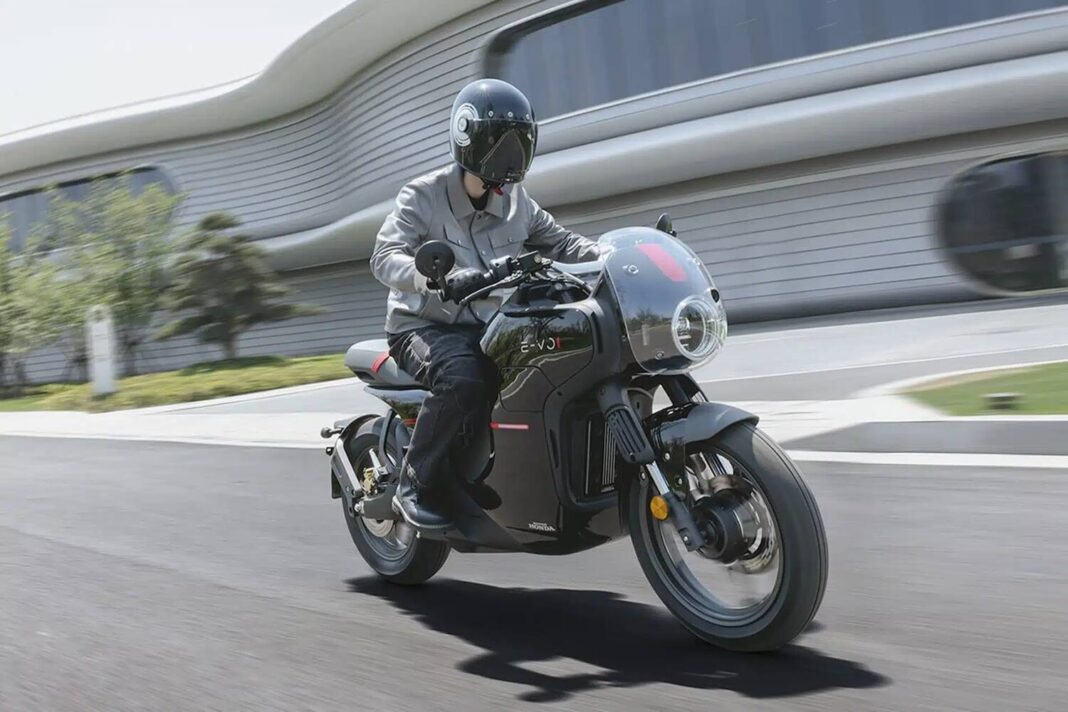 Honda E-VO – Xe mô tô điện chuẩn gu dành cho giới trẻ hiện đại