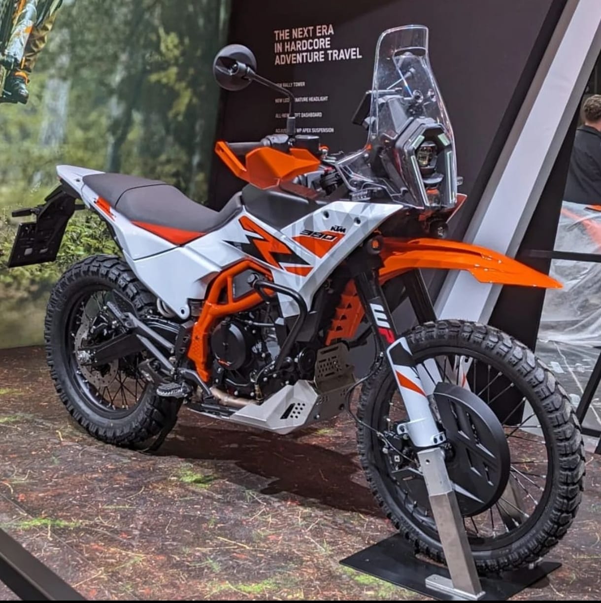 KTM 390 Adventure R 2025 hoàn toàn mới cả về thiết kế lẫn công nghệ