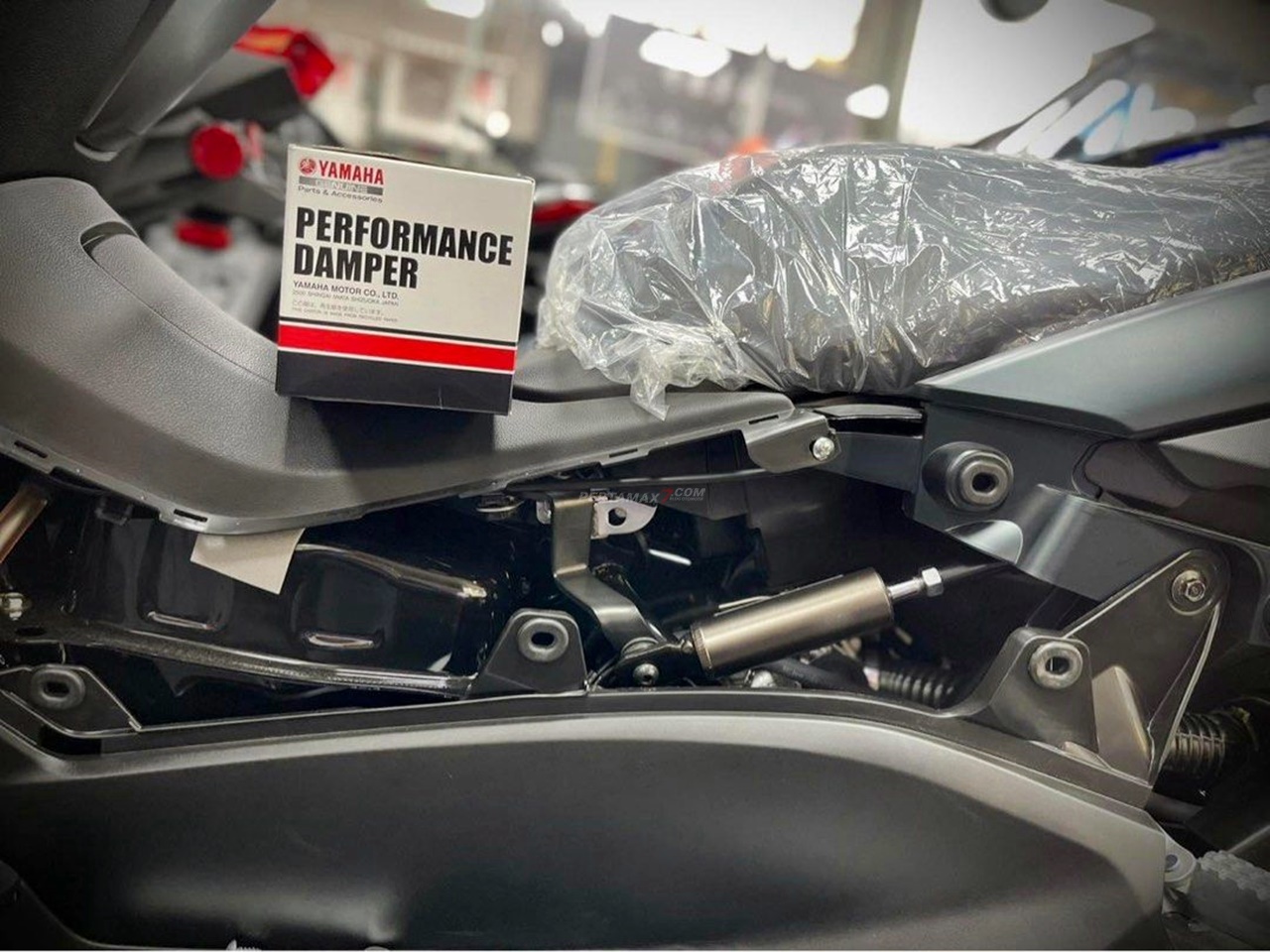 Cùng tìm hiểu qua ưu và nhược điểm của trợ lực sườn Yamaha Performance Damper trên Aerox Alpha & NMax