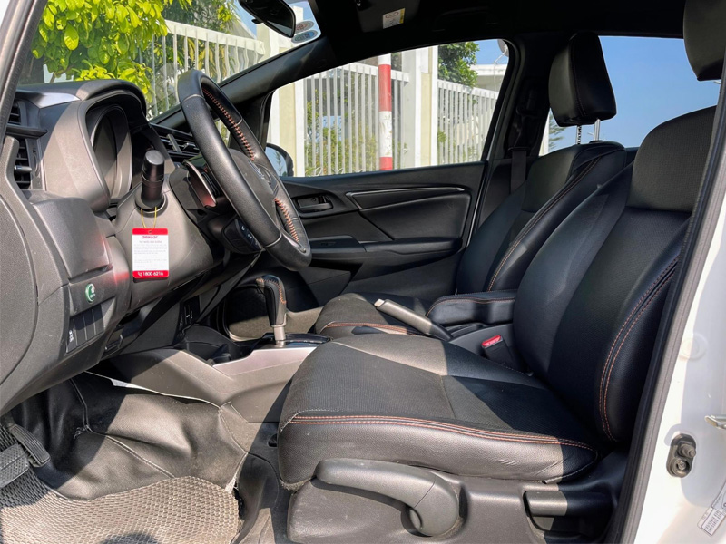 Bán xe Honda Jazz RS