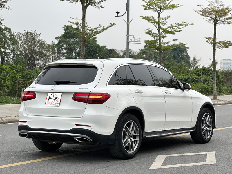 Bán xe Mercedes GLC 300 4Matic