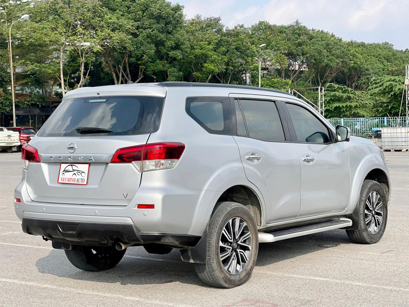 Bán xe Nissan Terra