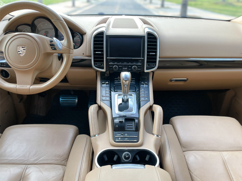 Bán xe Porsche Cayenne