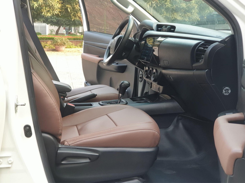 Bán xe Toyota Hilux E