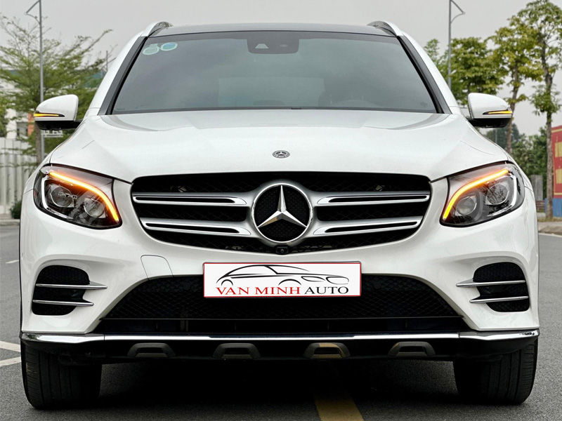 Bán xe Mercedes GLC 300 4Matic