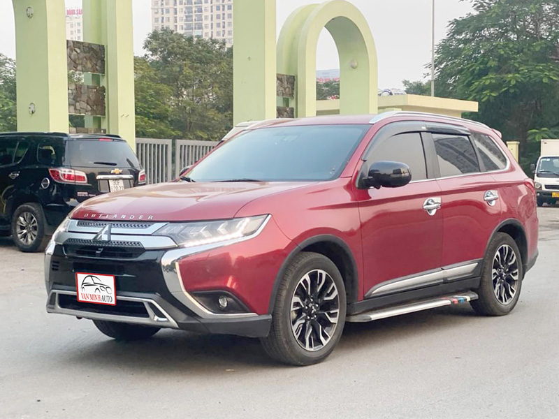 Bán xe Mitsubishi Outlander 2020