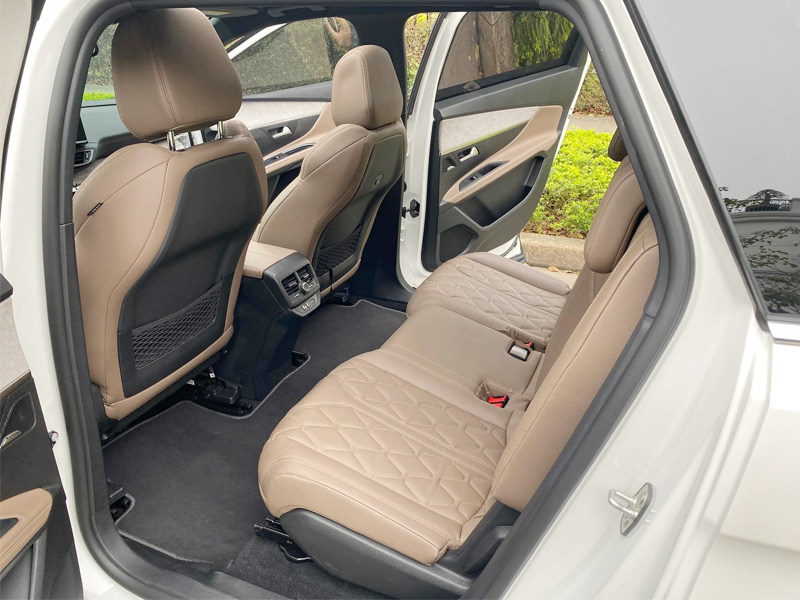 Bán xe Peugeot 5008 GT