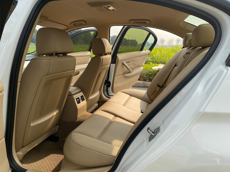 Bán xe BMW 3 Series 325i