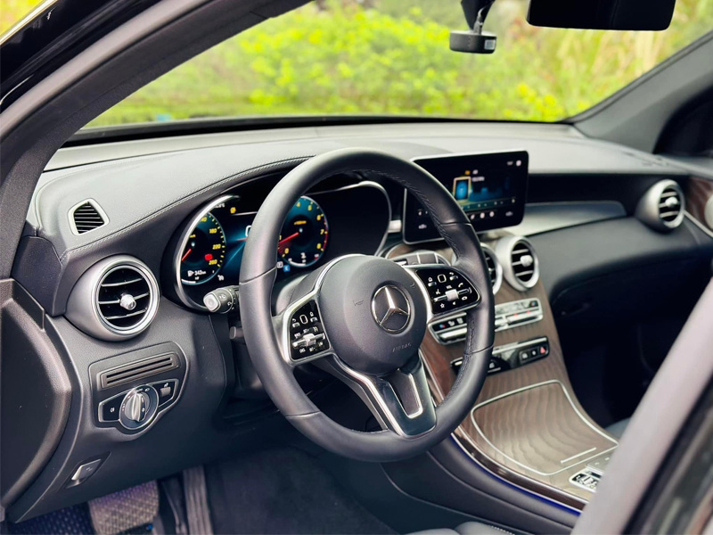 Bán xe Mercedes GLC 200 4Matic