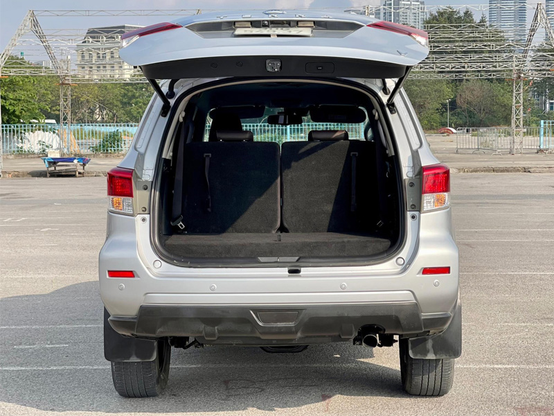 Bán xe Nissan Terra