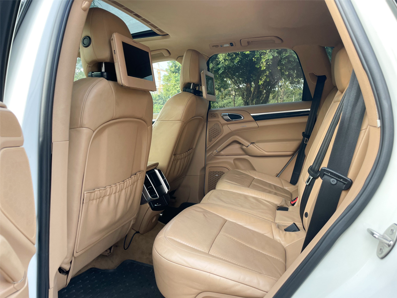Bán xe Porsche Cayenne