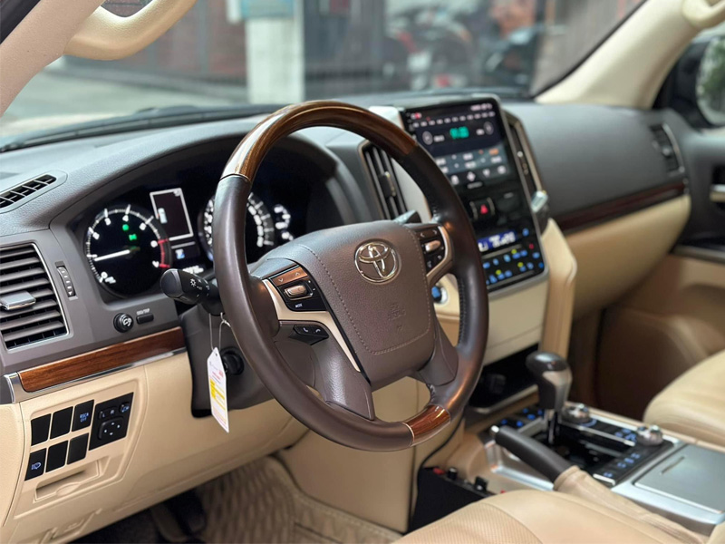 Bán xe Toyota Land Cruiser VX