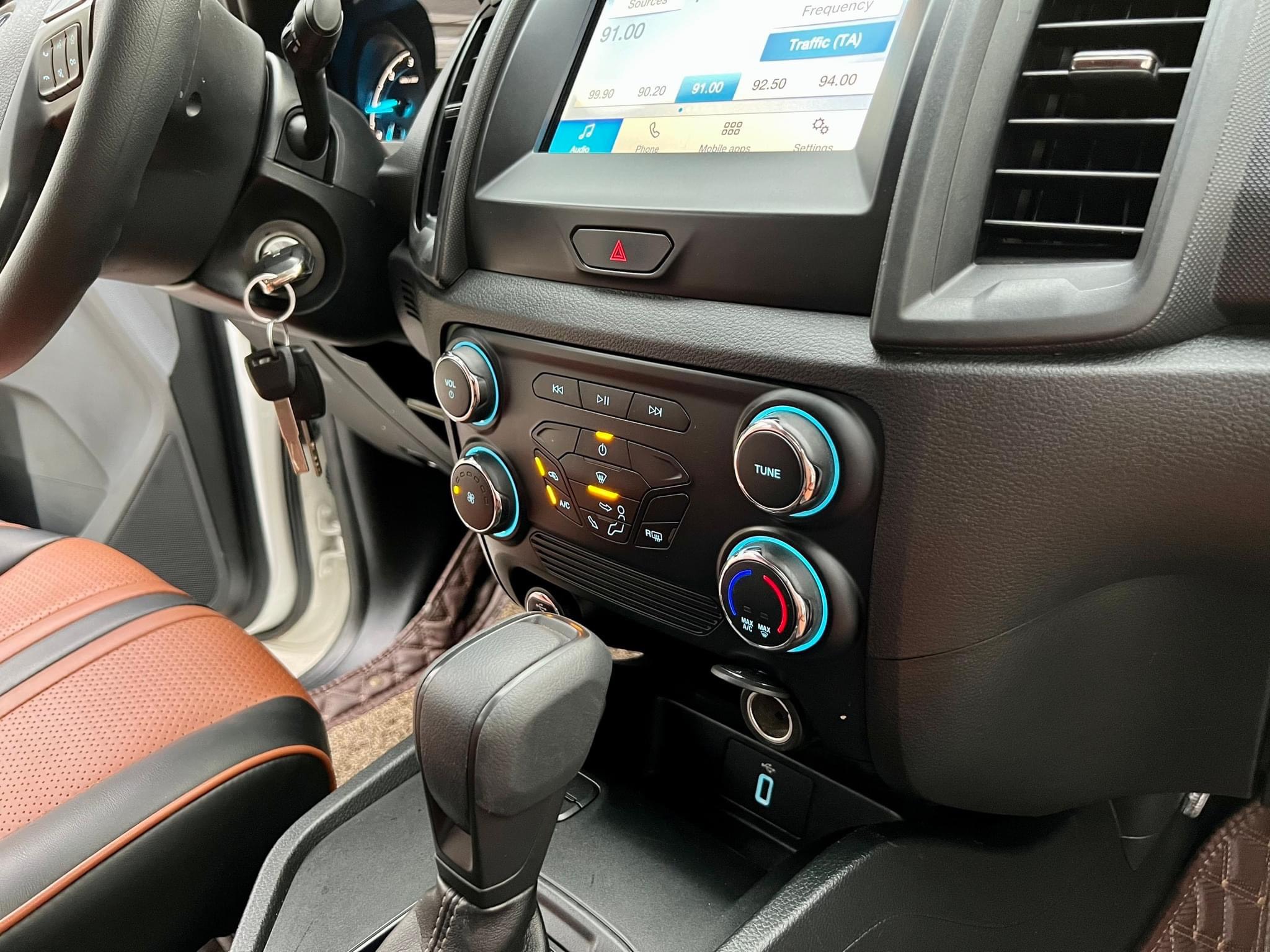 Bán xe Ford Ranger XLS