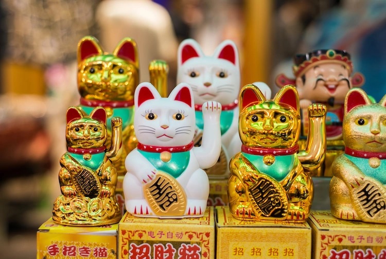 Nguồn gốc và ý nghĩa của mèo thần tài nhật bản Maneki Neko