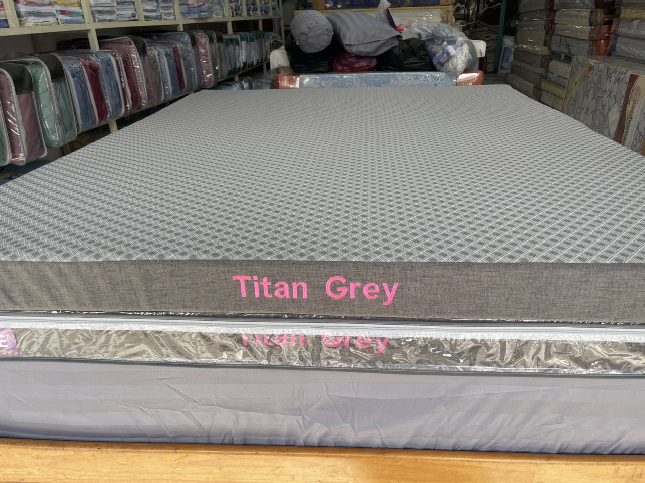 Nệm Titan Grey