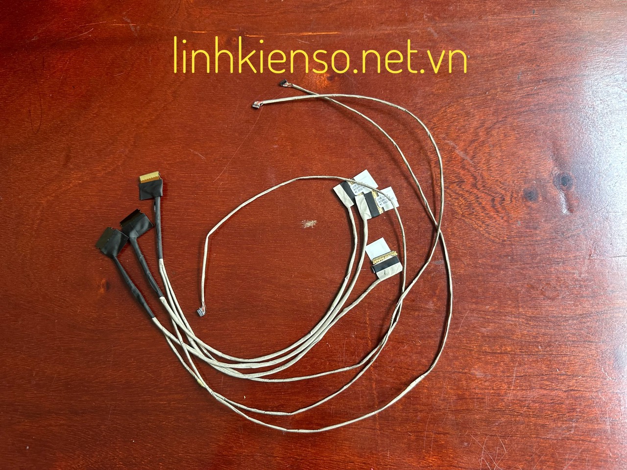 Cable Lcd Lenovo IdeaPad 320-17IKB 320-17ISK 320-15 DG721 30P DC02001YH10 mới