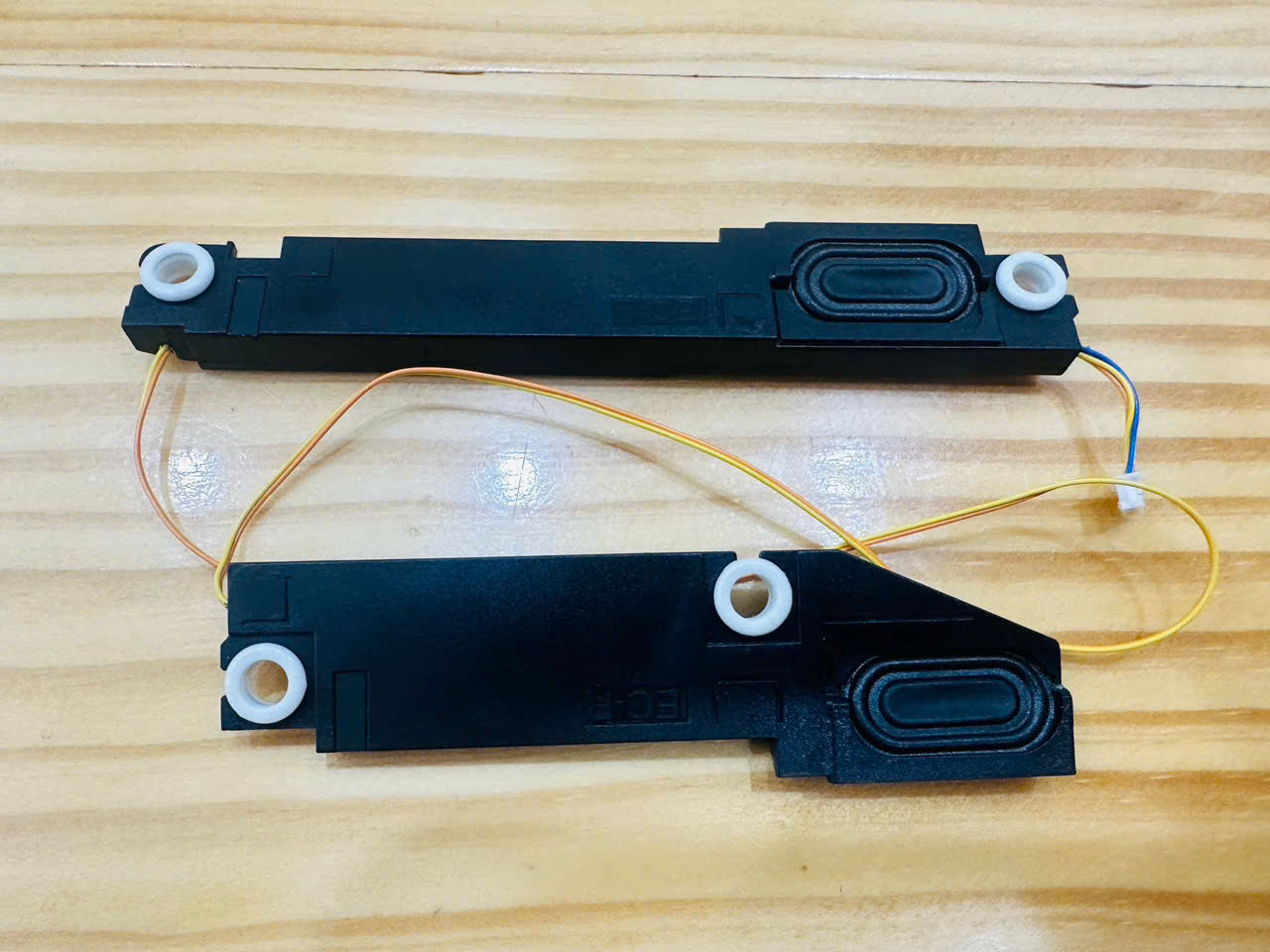 Speaker Lenovo IdeaPad Slim 5-14IRL8 14IAH8 14ABR8 14AHP9 14IMH9 14IRU9 5SB0S32010