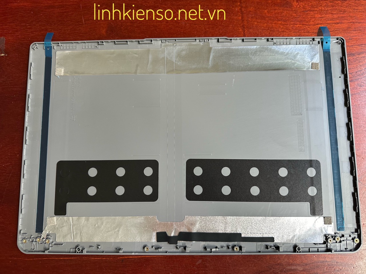Vỏ A Lenovo IdeaPad 1-15ADA7 1-15AMN7 5CB1F36621 AP3L6000100 màu bạc