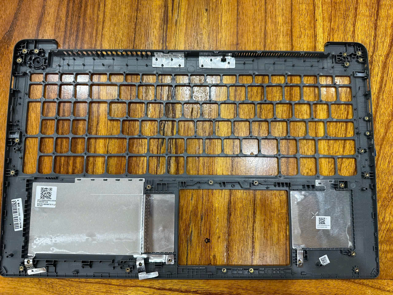 Bộ Vỏ Laptop Lenovo IdeaPad 3-15 Đời 2022 Màu Xám Bạc