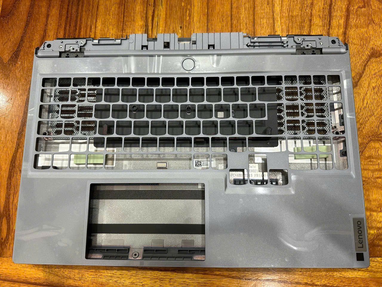 Bộ Vỏ  Lenovo LOQ 15AHP9 LOQ 15ARP9 2024 Màu Xám