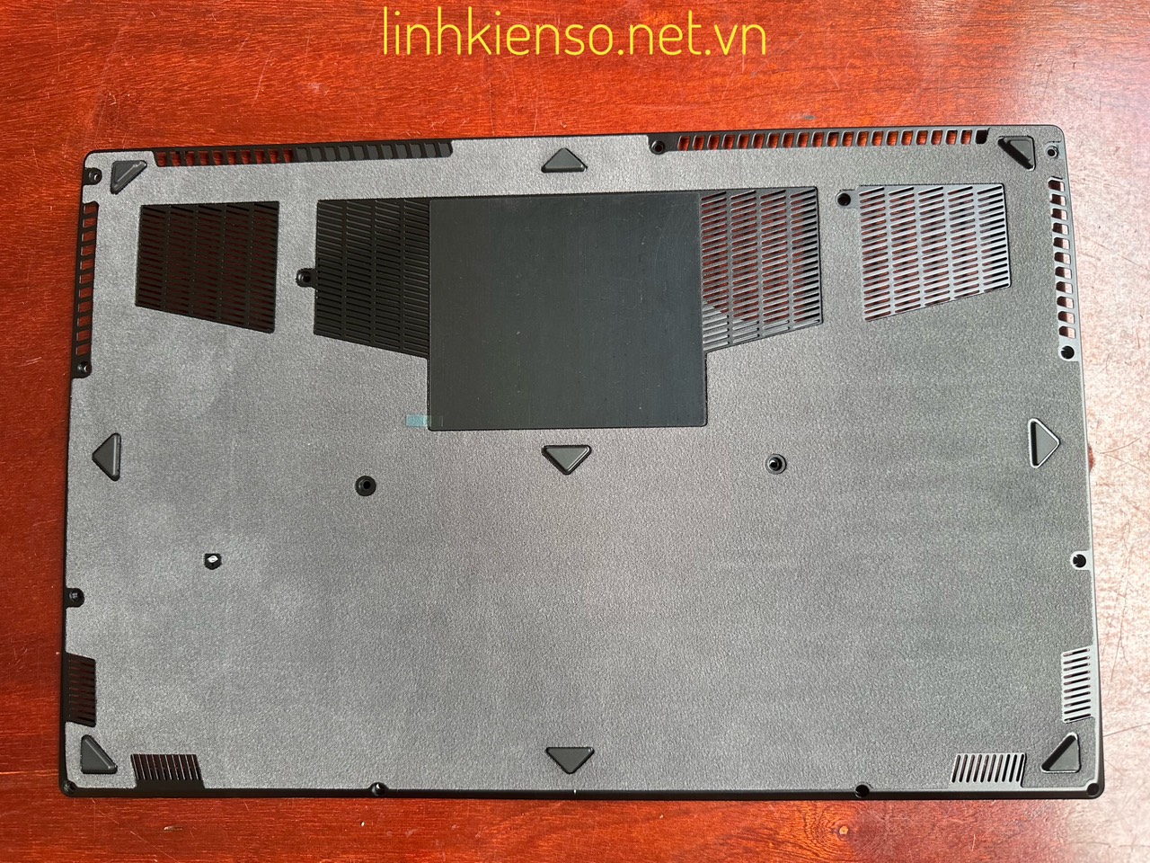 Vỏ D MSI GS63 GS63VR MS-16K2 GS63 Stealth 8RD 8RE mới