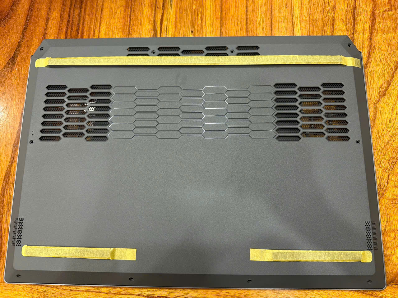 Bộ Vỏ  Lenovo LOQ 15AHP9 LOQ 15ARP9 2024 Màu Xám