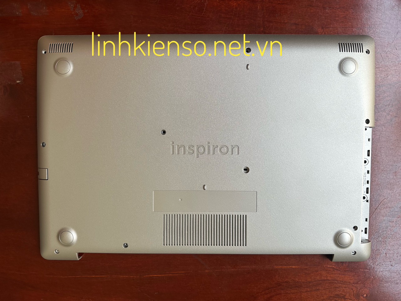 Bộ Vỏ Laptop Dell Inspiron 15 5565 5567 N5565 N5567  P66F T7J6N AP1P6000200 New