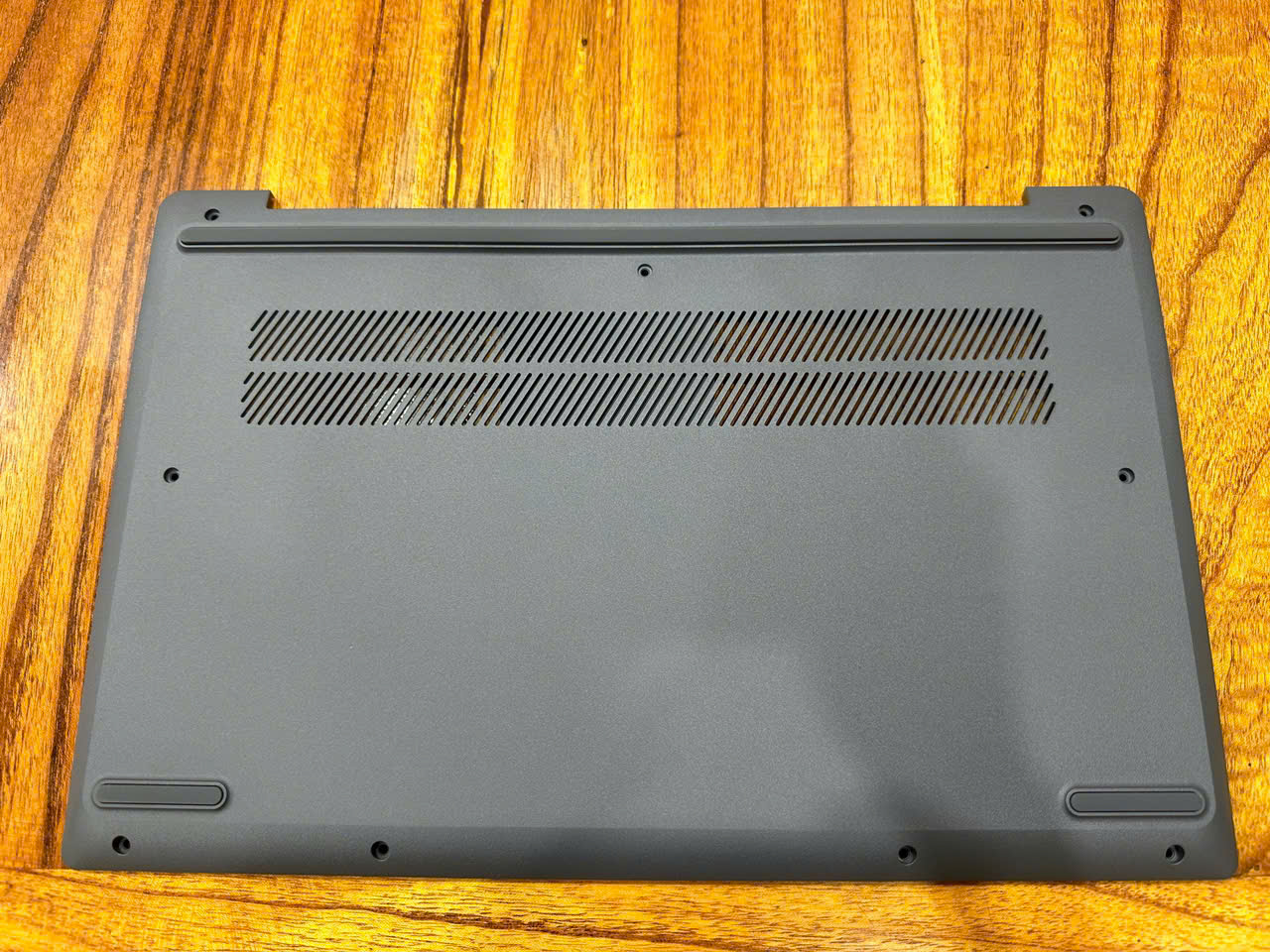 Bộ Vỏ Laptop  Lenovo Ideapad Slim 3-14 3-14 ABR8 IRU8 AMN8 Gen 13 2023 AP2X8000100 AP2X8000300 Đời 2023 Màu Xám Bạc