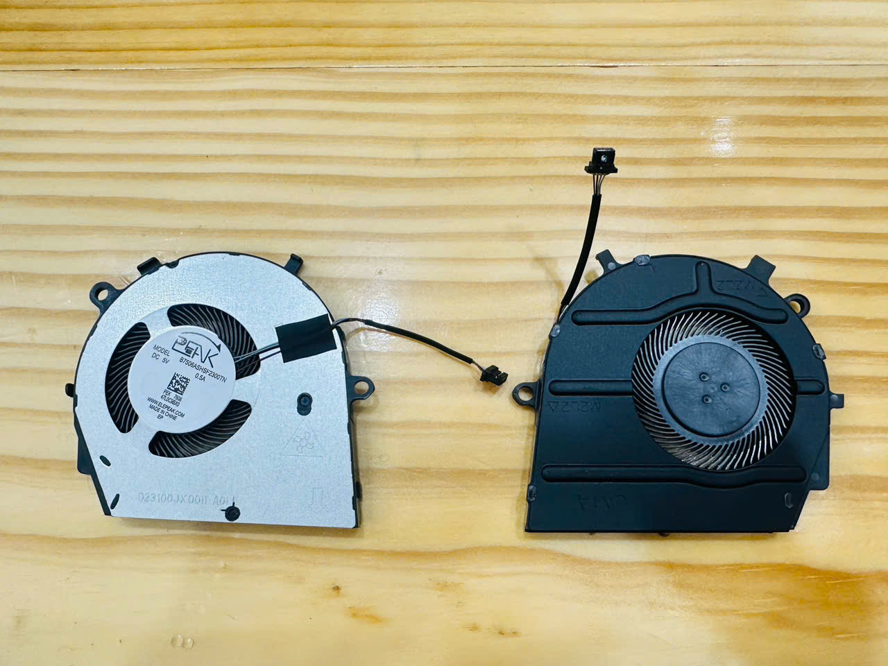 Fan DELL Inspiron N7405 N5406 N5400 N5501 N5505 Latitude E3410 E3510 Vostro 15 5501 5502 5508 55090 CHNHW