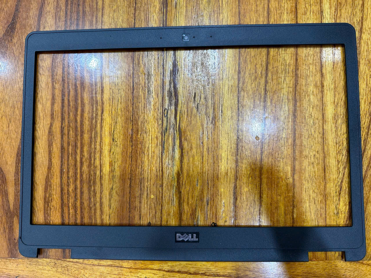 Vỏ B Dell Latitude E5470 Nhựa máy không cảm ứng