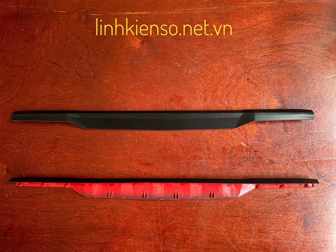 Thanh che miếng ốp laptop MSI GL63 mới