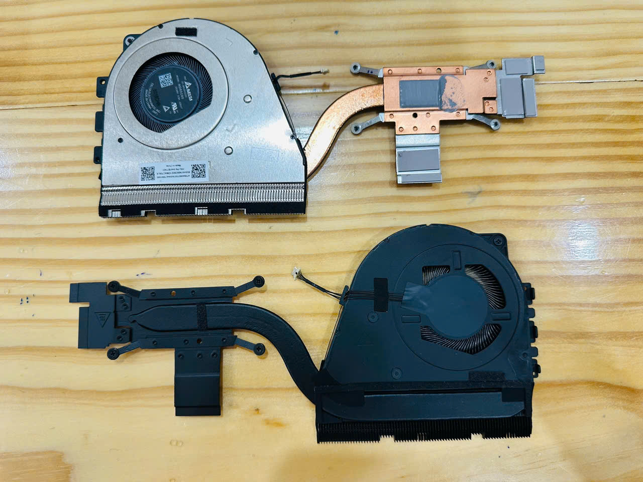 Cụm Fan Tản Lenovo ThinkPad T14 Gen5 5H41B77451
