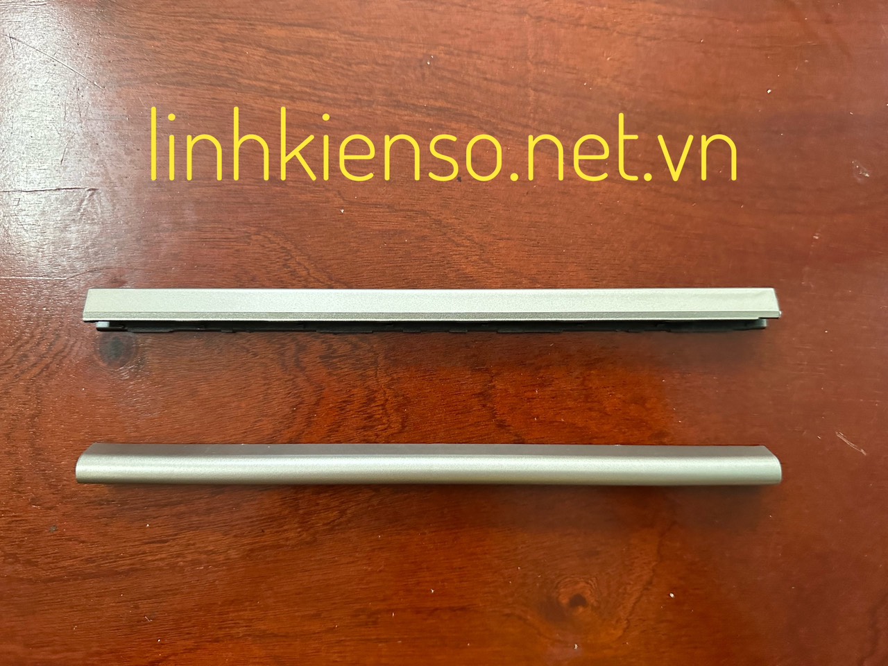 Thanh che bản lề Asus UX310