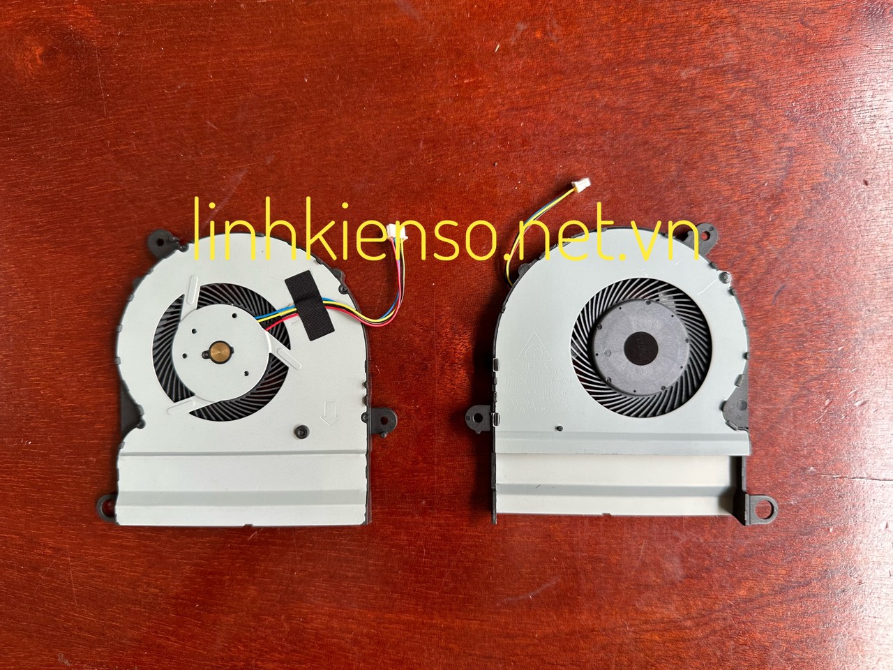 Fan Asus Zenbook UX310 UF UX310UA UX310U UX410 CPU 13NB0CJ0AM0101 NS85B01-16A04 new Zin