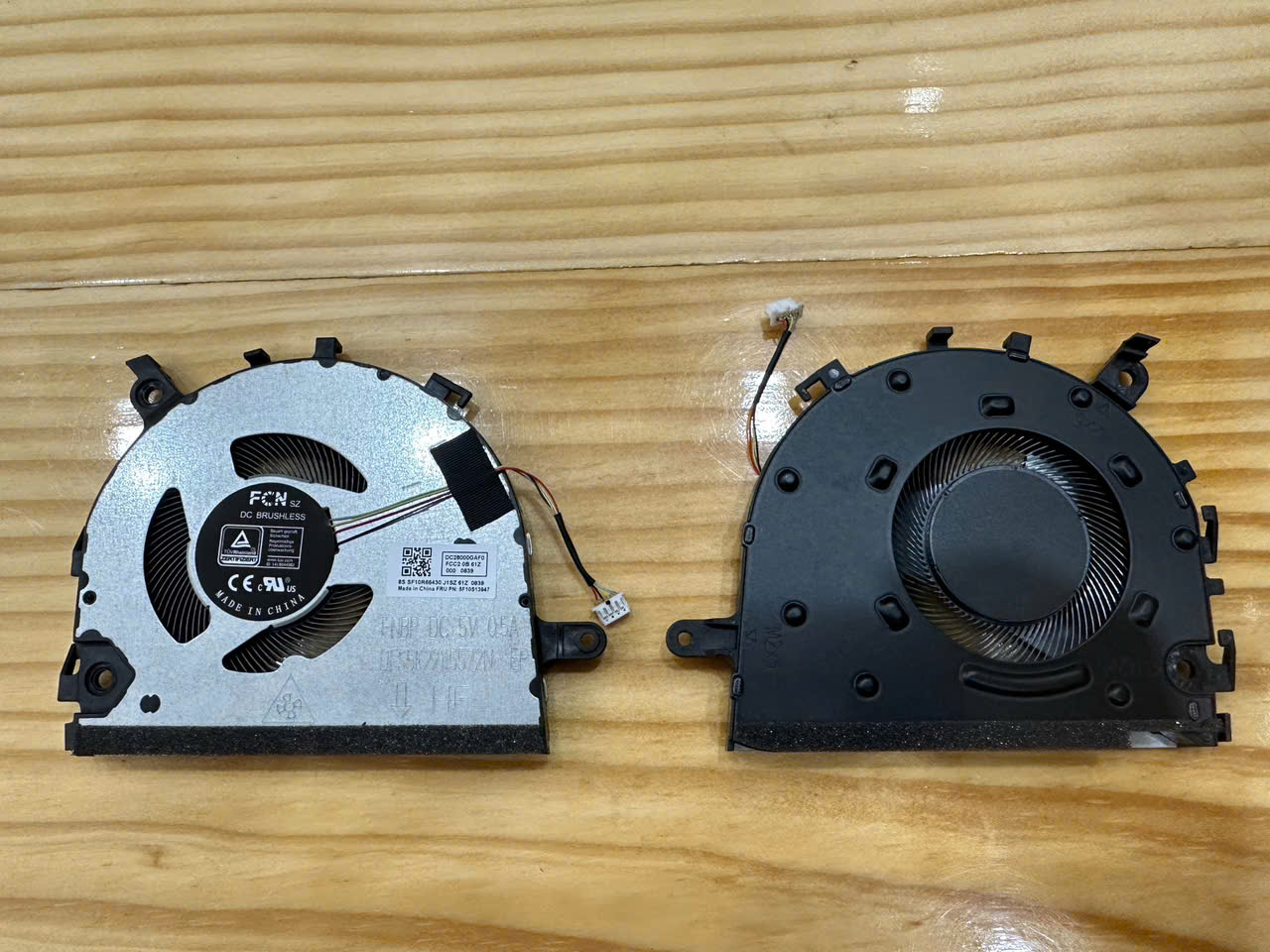 Fan Lenovo Ideapad S14G2  3-14 V14G2 14G2 5F10S13945 mới