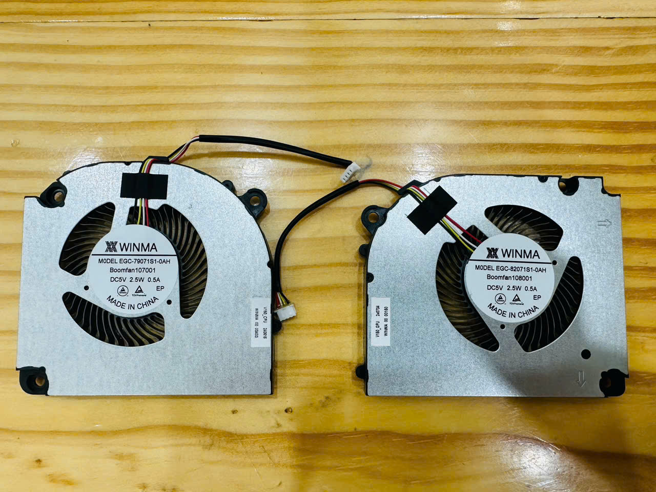 Fan CLEVO V150 V155  V150PNH V150PNJ V150PNK V150PNP V150N-102  DC5V 2.5W 0.5A 4PIN